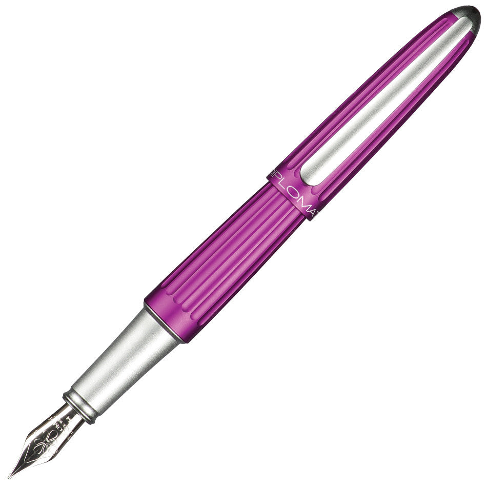 diplomat-violet-aero-fountain-pen-pensavings