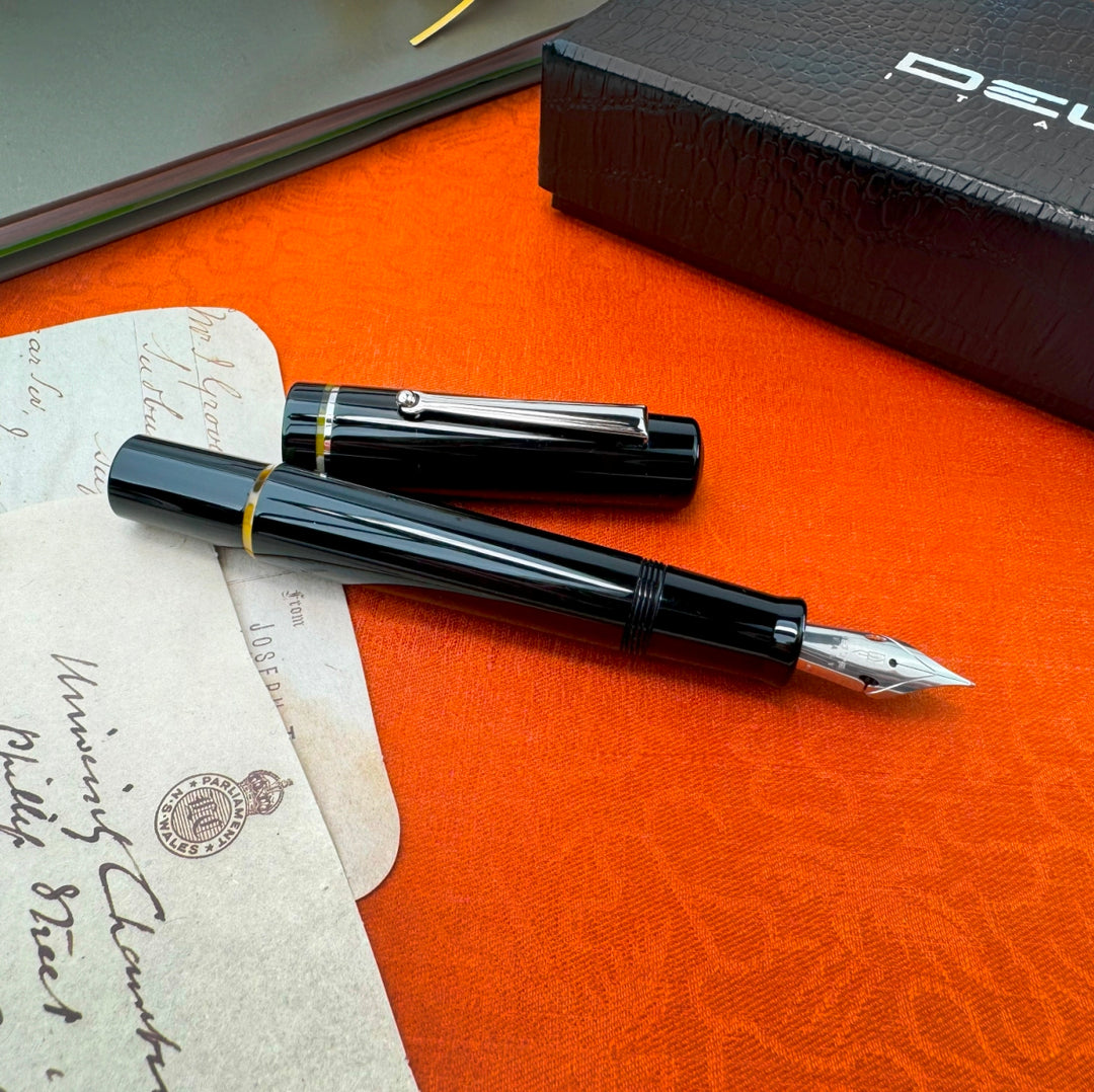 Delta Spaccanapoli Fountain Pen, D'Angio Black