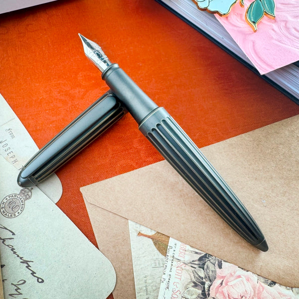 Diplomat Aero Fountain Pen, Oxyd Brass