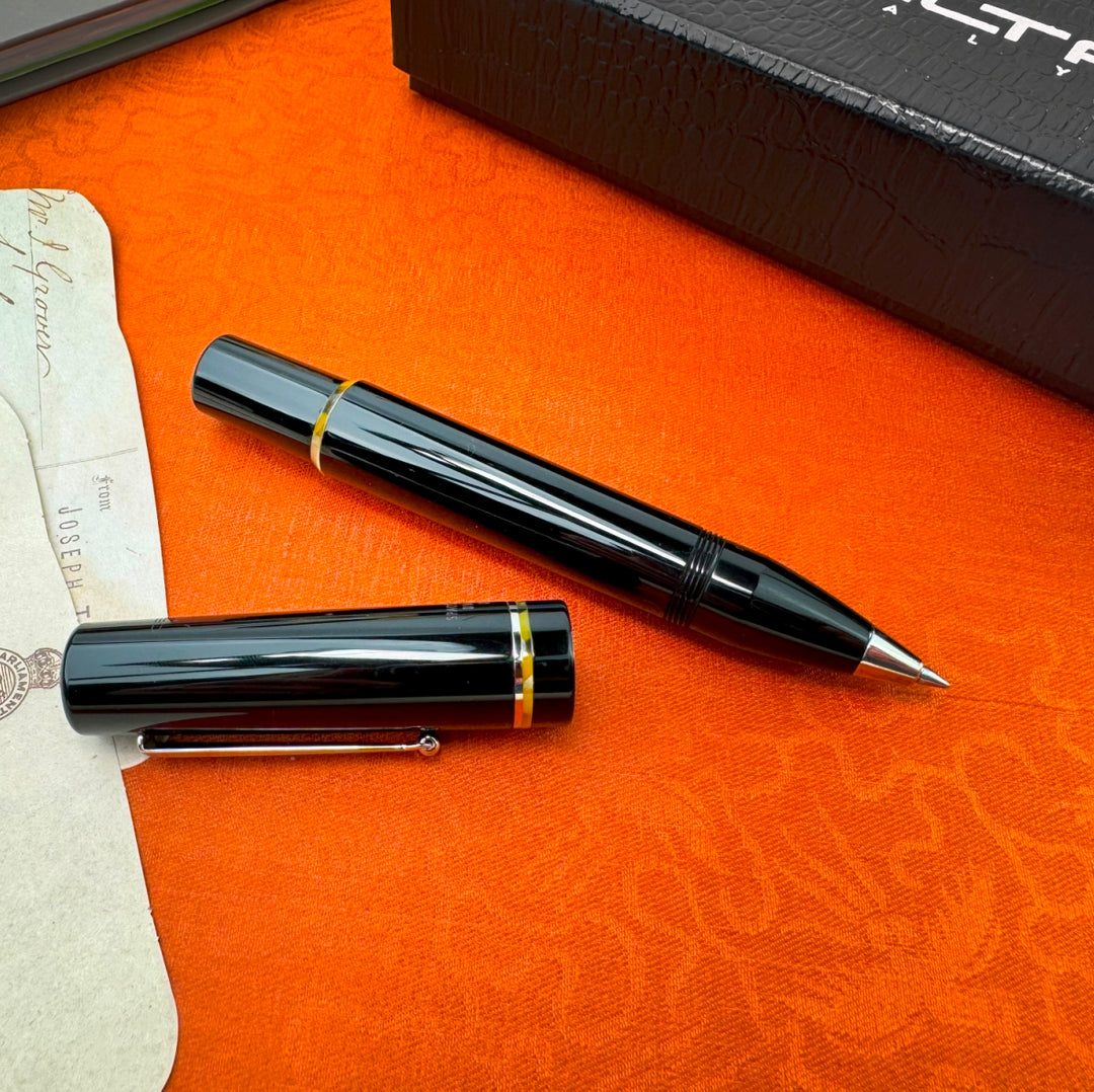 Delta Spaccanapoli Rollerball Pen, D'Angio Black