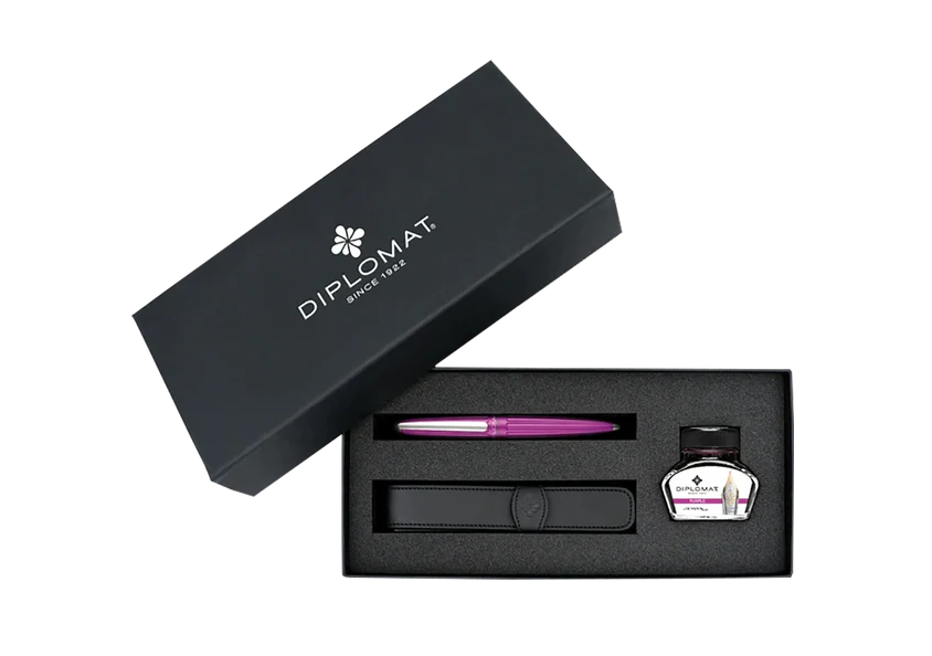 Diplomat Aero Fountain Pen Gift Set, Violet