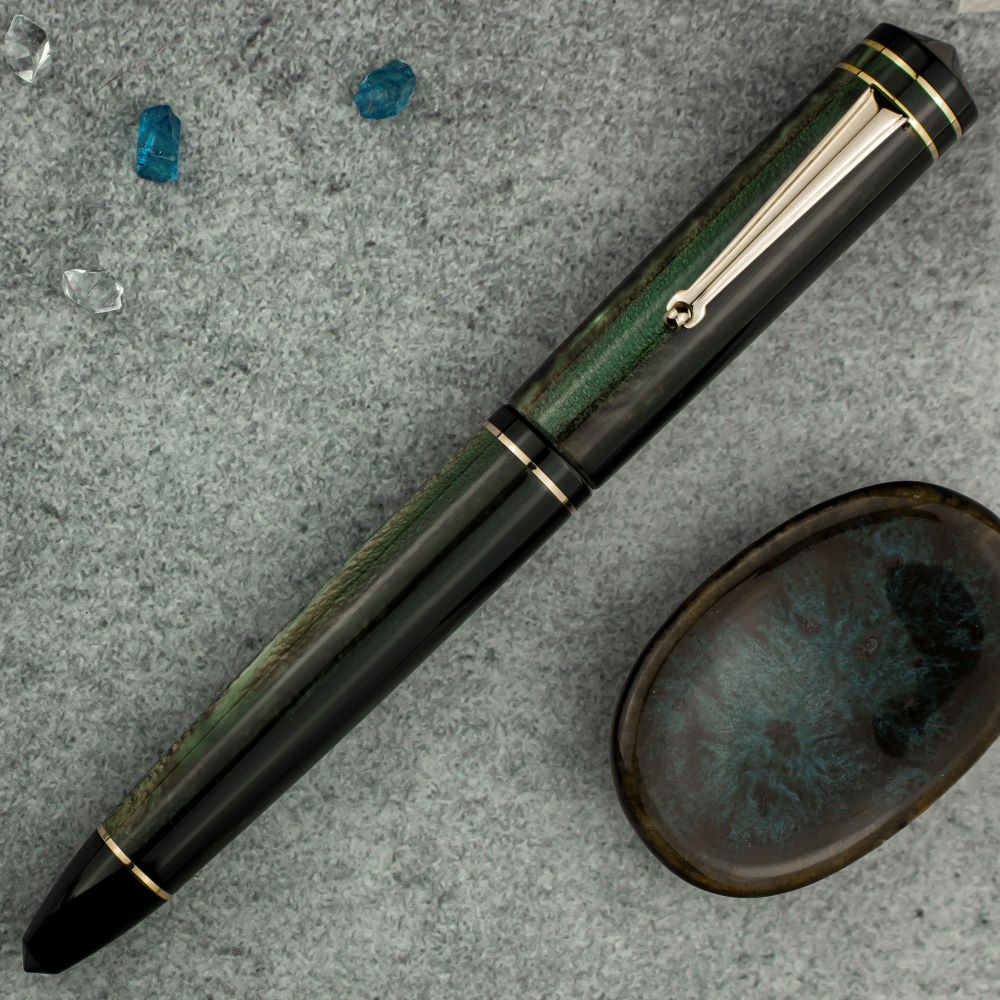 Delta Write Balance Green Fountain Pen