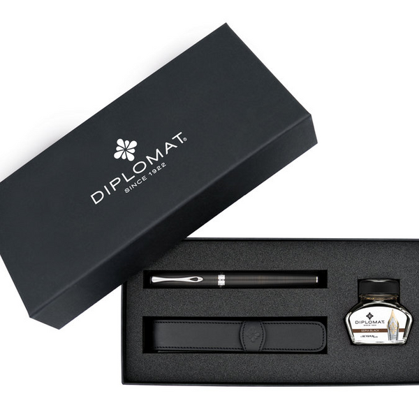 Diplomat Excellence A2 Fountain Pen Gift Set, Oxyd