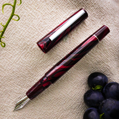 tibaldi-mauve-red-fountain-pen-pensavings