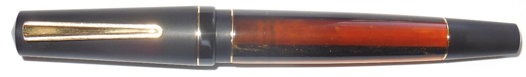 maiora-impronte-black-orange-oversized-fountain-pen-extra-fine-closed-pensavings