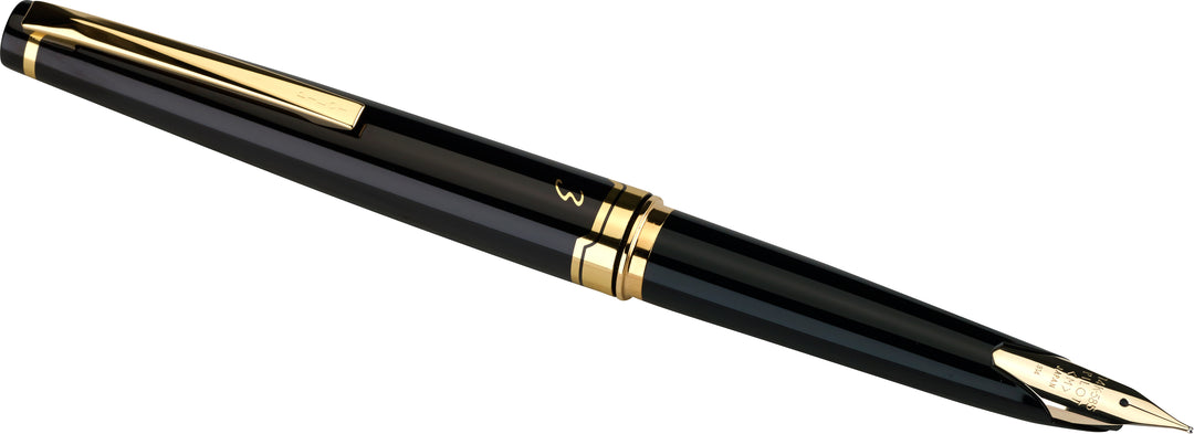 Pilot E95s Fountain Pen, Black Barrel & Gold Accents