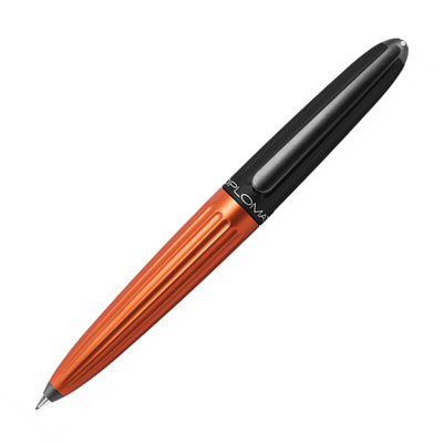diplomat-aero-black-orange-mechanical-pencil-pensavings