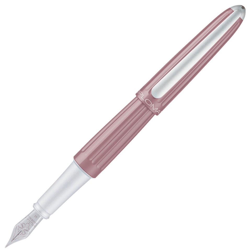 Diplomat Aero Fountain Pen Gift Set, Rose