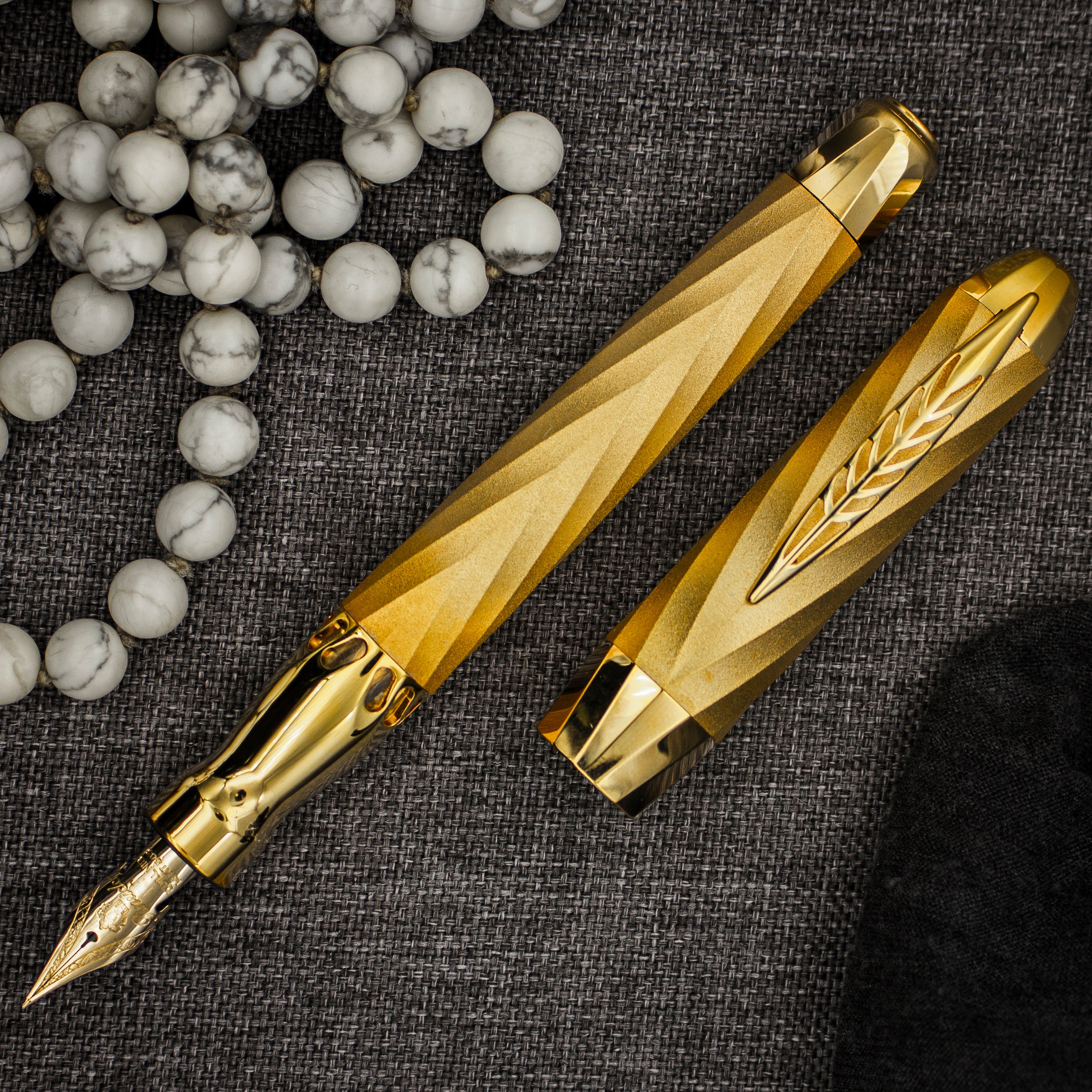 Pineider Jewelers LE Sterling Silver Fountain Pen, Yellow Gold – Pen ...