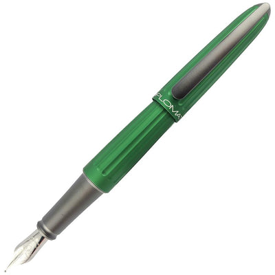 Diplomat Aero Fountain Pen Gift Set, Green
