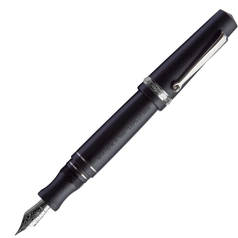 maiora-lapillo-black-fountain-pen-pensavings