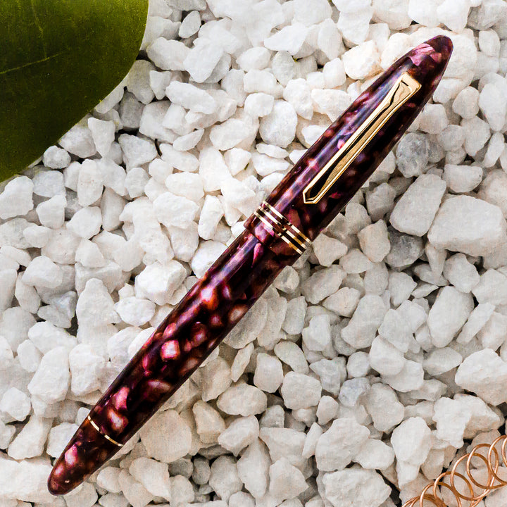 tibaldi-pomegranate-fountain-pen-pensavings