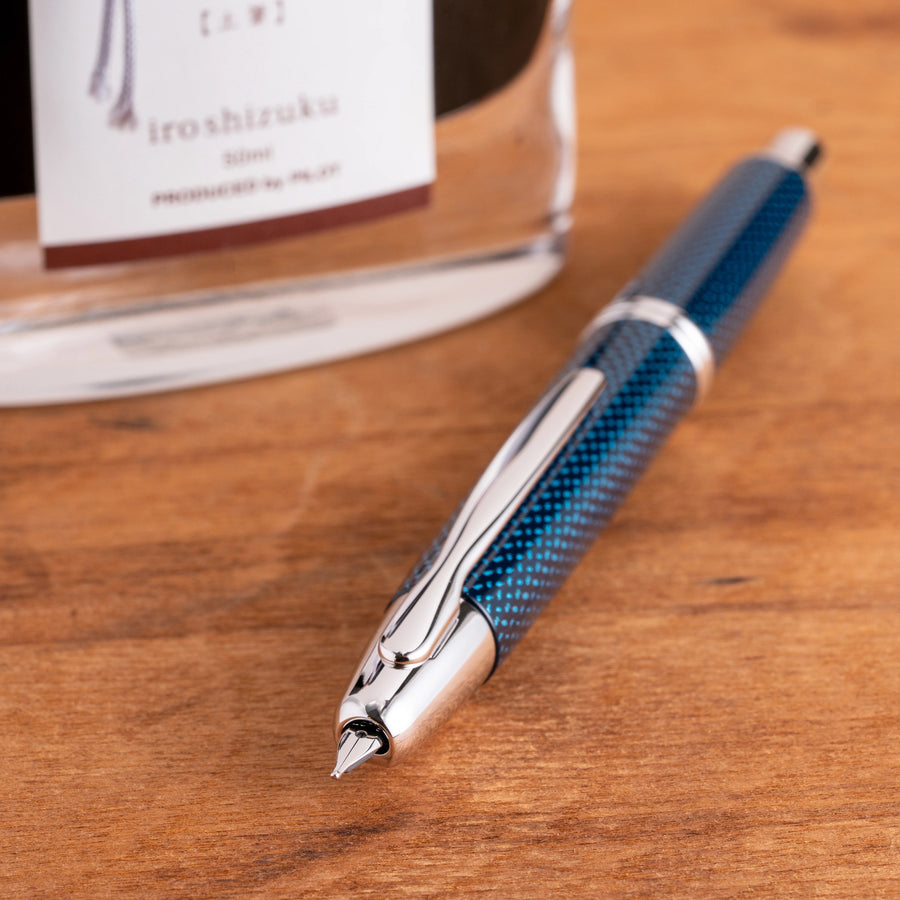 pilot-vanishing-point-fountain-pen-blue-carbon-pensavings