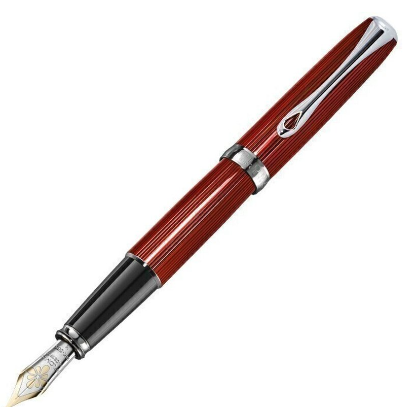 diplomat-red-fountain-pen-gold-nib-pensavings